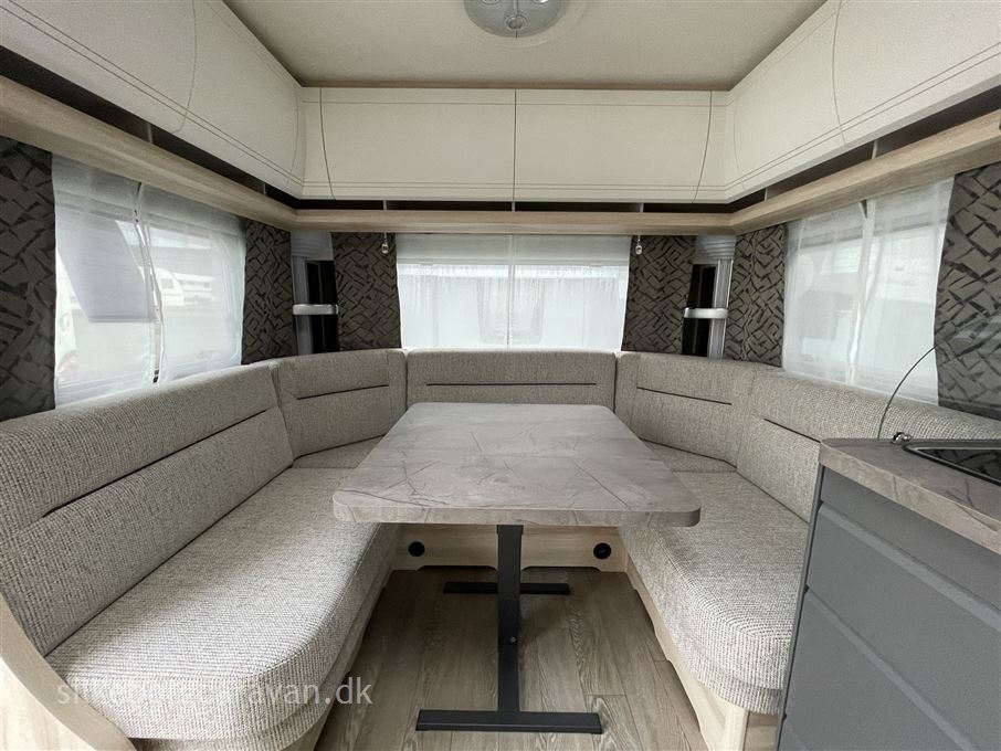 Hobby De Luxe 540 UL